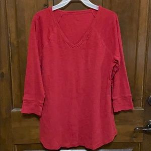 Women’s Pullover. GUC!